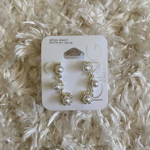 PEARL EARRINGS
